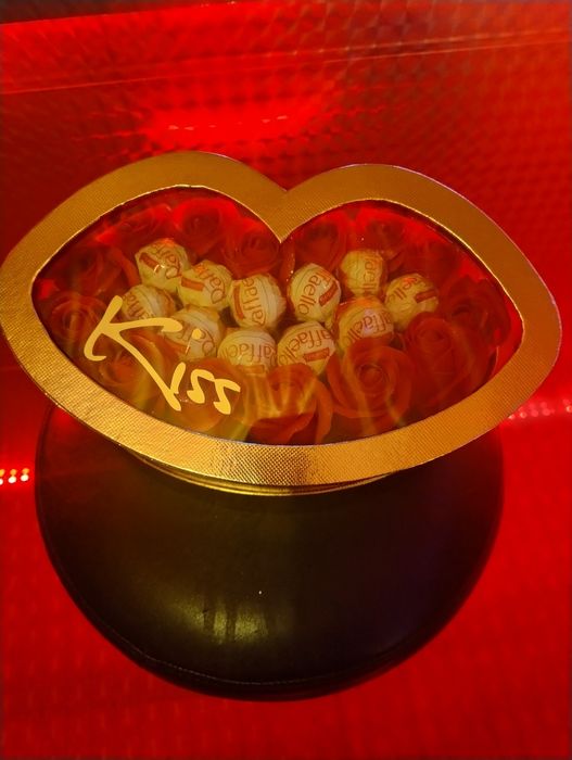 Cadouri pentru zi onomastică,ziua îndrăgostiților,1martie și 8 martie