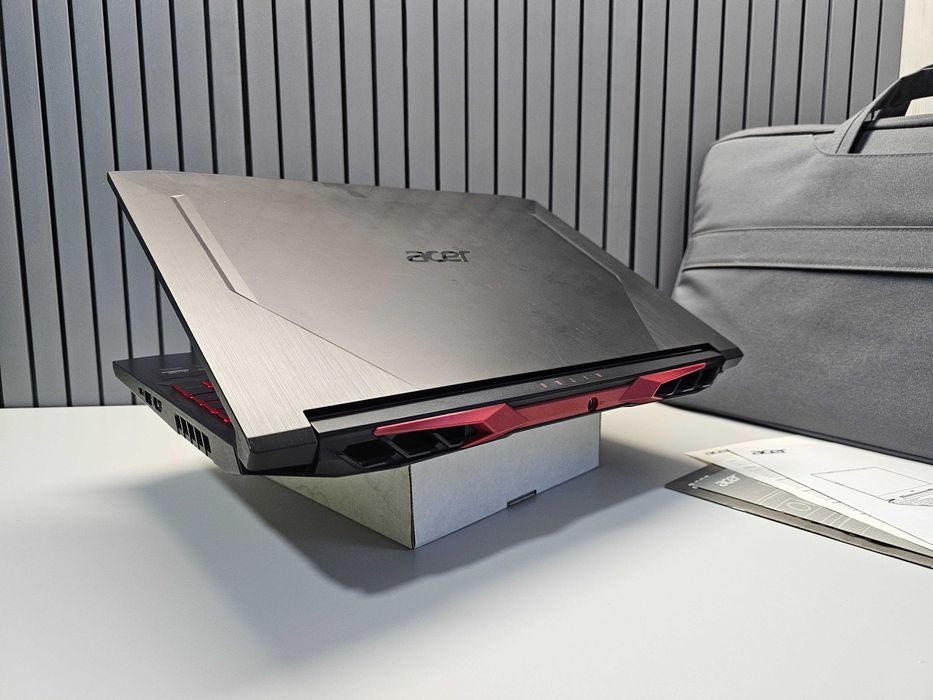 ПРОДАМ NITRO AN/515 Игровой Ноутбук Core™i5-10300H/8GB/256SSD/GTX1650.