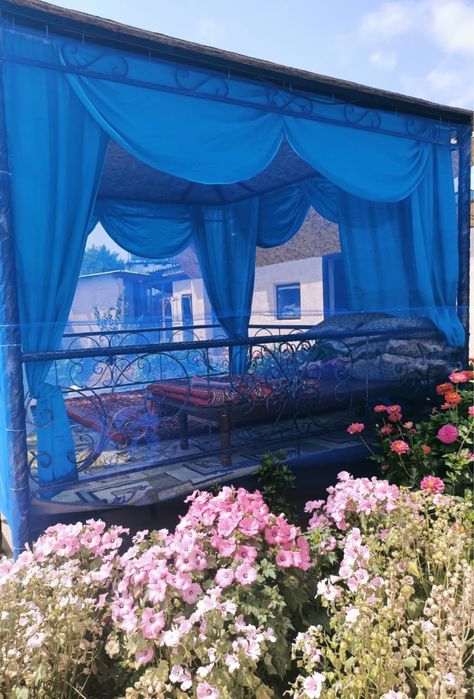 Продается тапчан  3*3