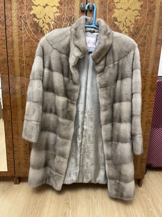 Шуба норковая шикарная