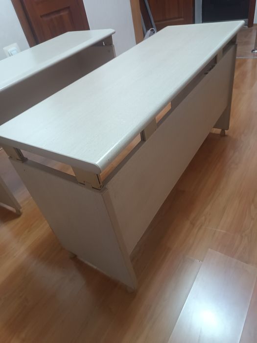 Стол письменный офисный