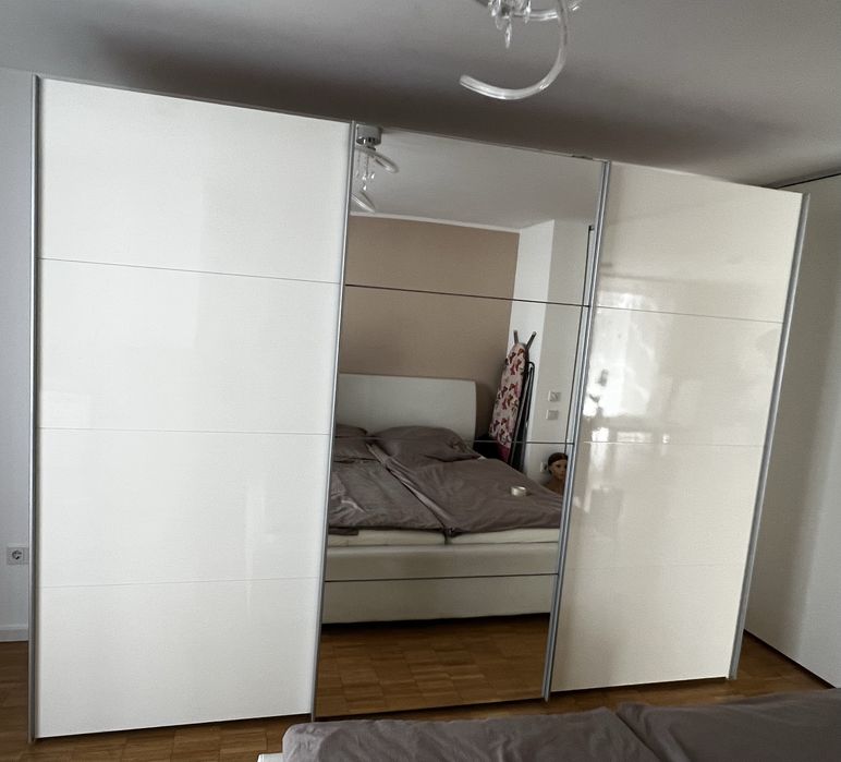 Dressing/Dulap 293/219/66 cm 3 usi culisante alb/crem  lucios/oglinda