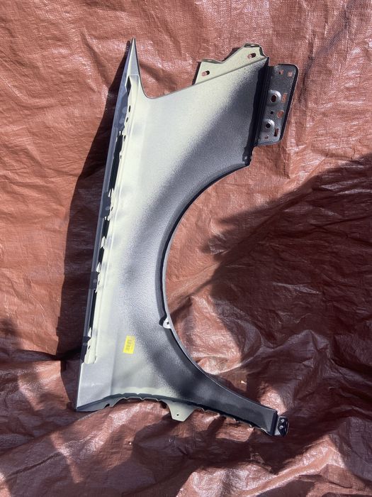 Aripi fata noi vw passat b6 vopsite La7t sau orice cod culoare