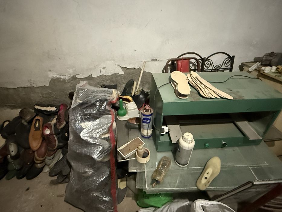 oyoq kiyim ishlab chiqaraydigan uskunalar