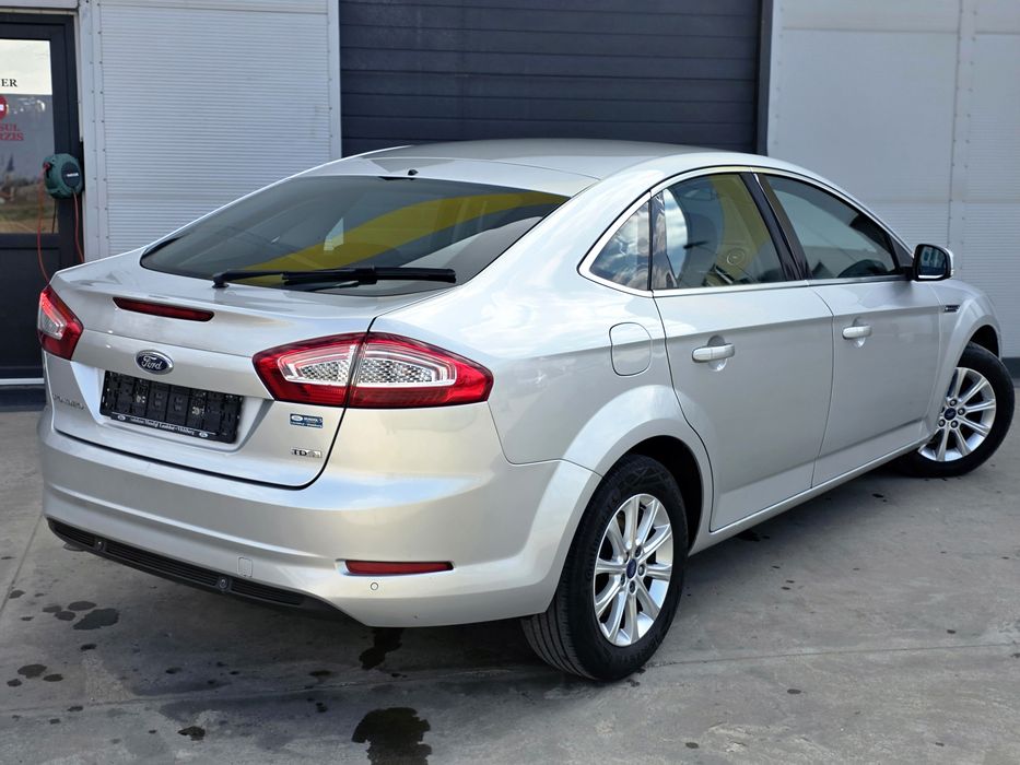 Ford Mondeo TITANIUM 2.0 Diesel 140 CP 2011 Automat Led Navi Virtual
