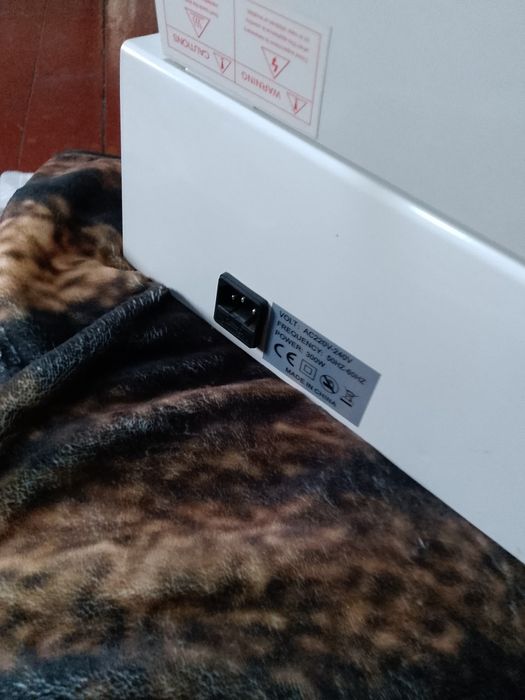 Сухорачный шкаф для маникюра