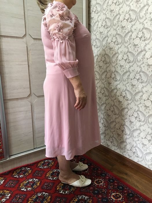 Кулак сотилади. Урунмаган