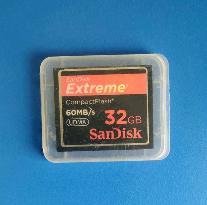 Карта памяти SanDisk Extreme 32GB