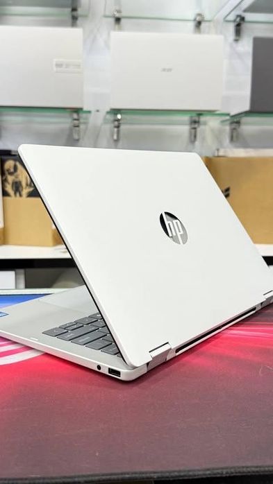 Noutbuk HP Omni Book