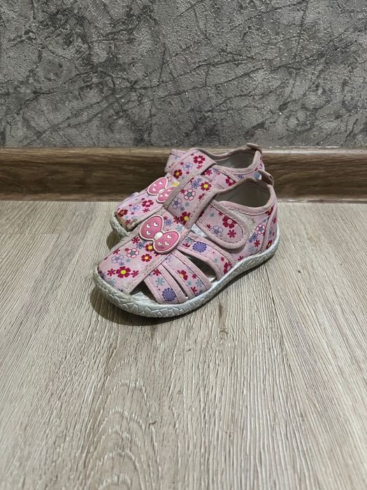 Отдам даром обуви