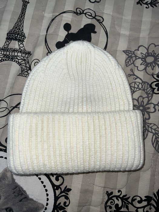 Продаю зимнюю шапку