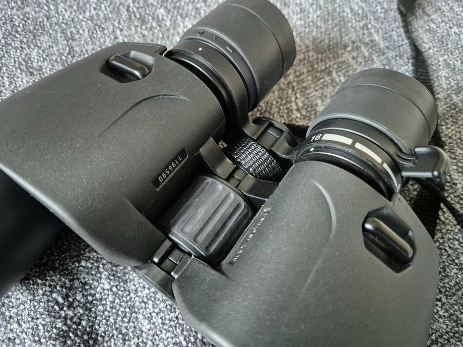 Binoclu Olympus 8-16x40 Zoom DPS-I