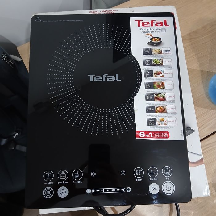Plită cu inducție Tefal Everyday Slim IH210801 – Nouă, nefolosită