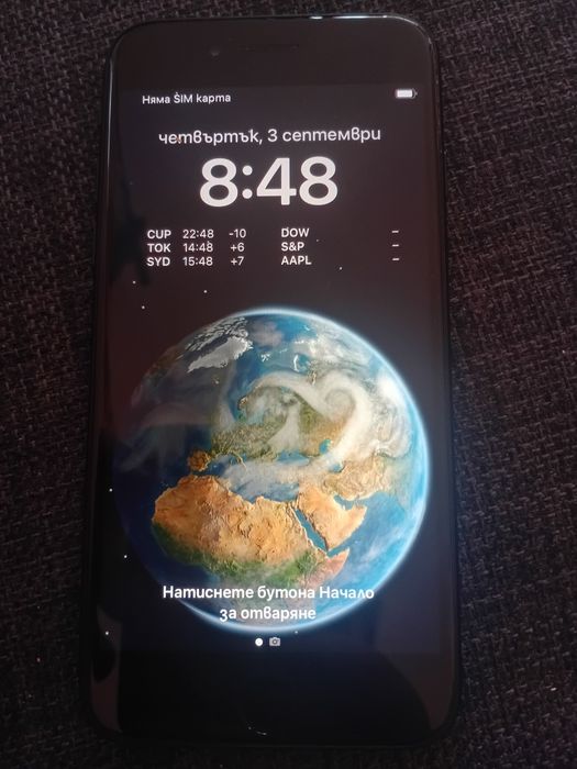 Iphone SE чисто нов