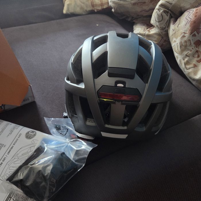 Vand casca bicicleta