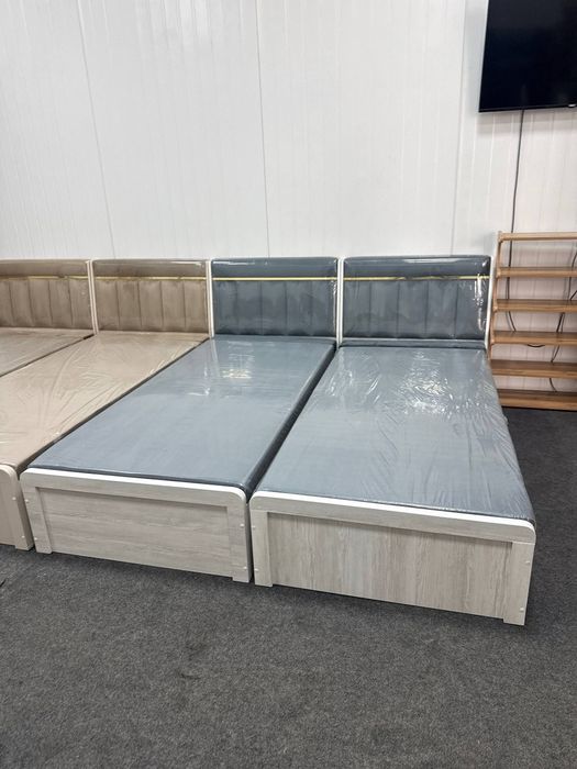 Кровать диван мебель