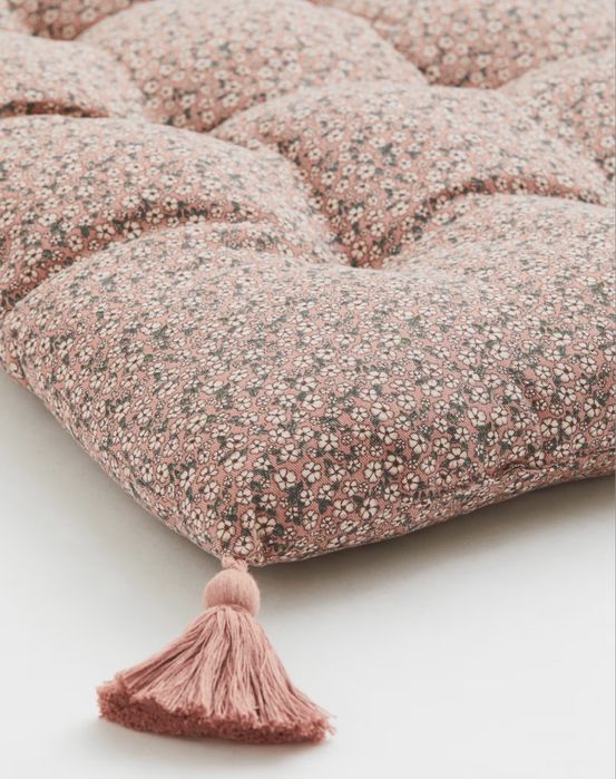 Perna Vintage  roz antic ciucuri bumbac