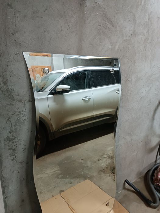 Продам зеркало в прихожую
