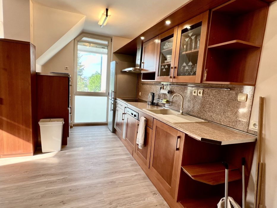 Дава се под наем Двустаен апартамент в София, Лозенец - 75 кв.м за 700 € - Снимка #5