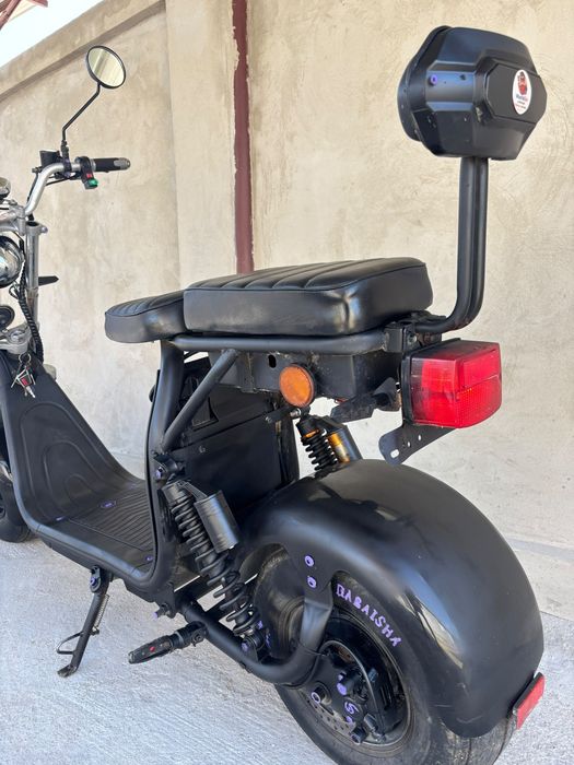 Vând Scuter Tip Harley