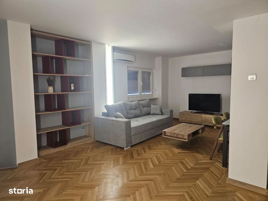 3 camere, Central, stradal