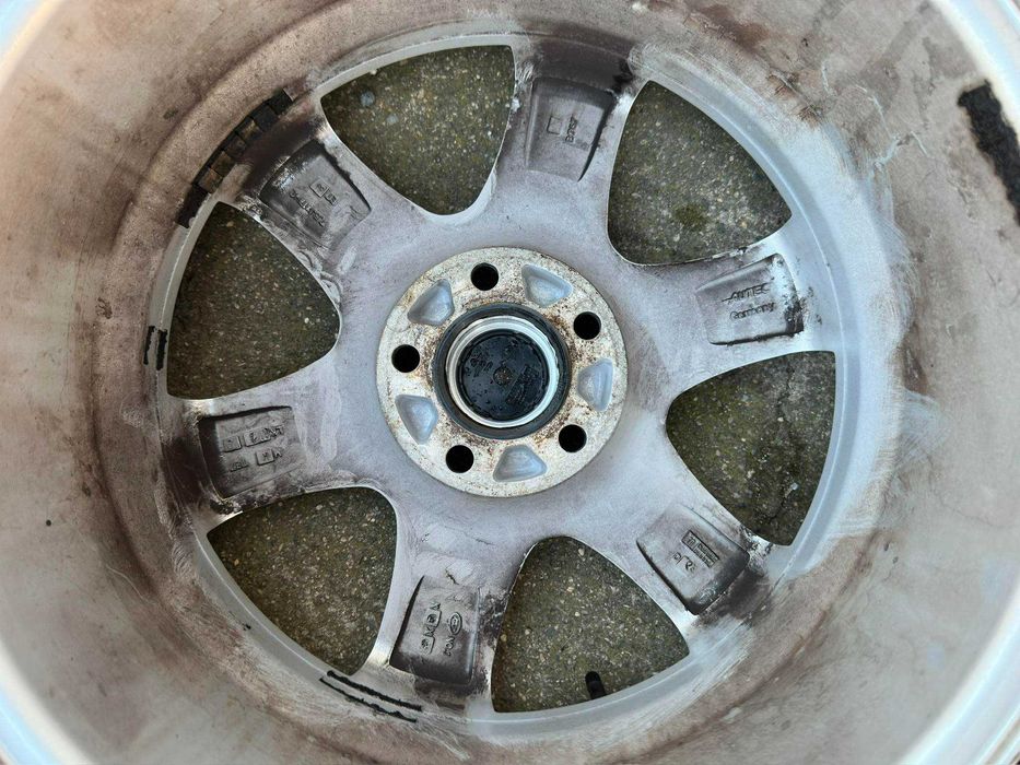 Джанти с зимни гуми 17 Мерцедес БМВ Опел Фолксваген Сеат Шкода 4 броя