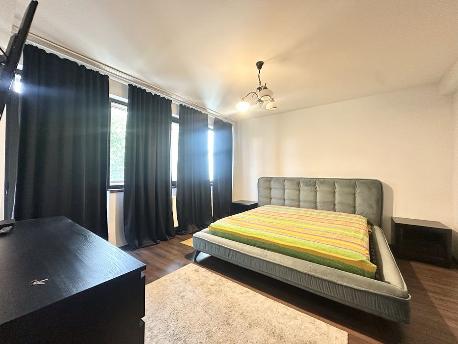 Casa  4 camere, 180 mp - mobilata  - Tunari (stadion)