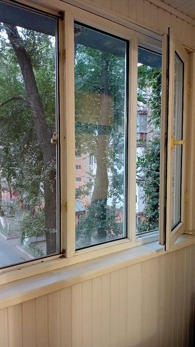 продам 2х ком. кв.в 7мкр дом 35