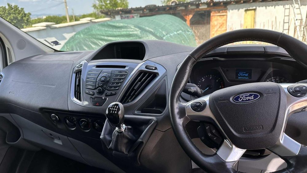 Форд Транзит Къстъм