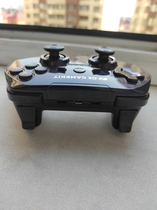 Геймпад - джойстик для Android и PC