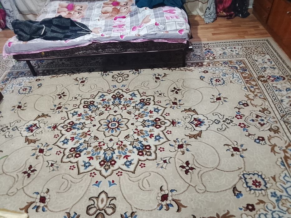 Срочно продам ковёр