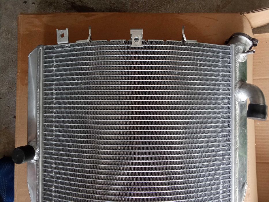мотоциклетен радиатор