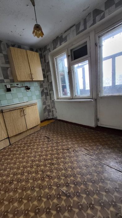 Продам 1к 20 мкр 3/5