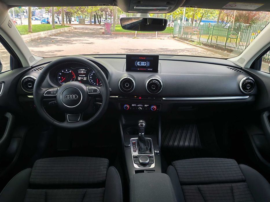 Audi A3 Limousine primul proprietar