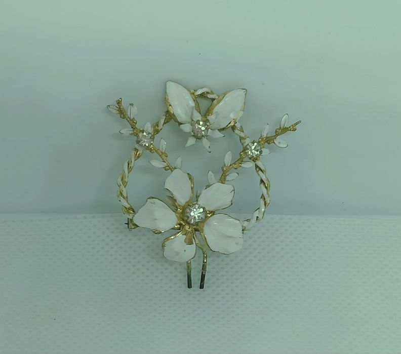 Винтажная брошь маркированная Austria.