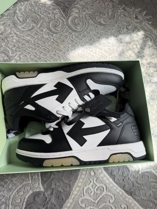 Off White Out Of Office - 40, 41, 42