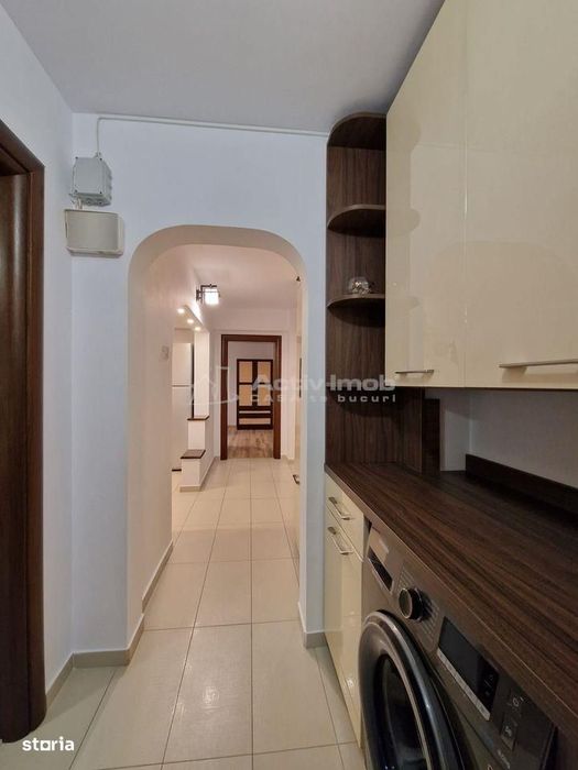 2 cam Drumul Sarii-  Liceul Ion Barbu, str. Nabucului, parcare