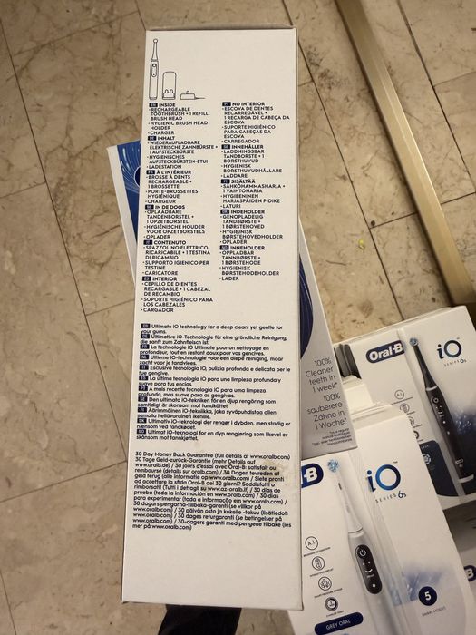 Periuta de dinti oral b io 3 noua sigilata
