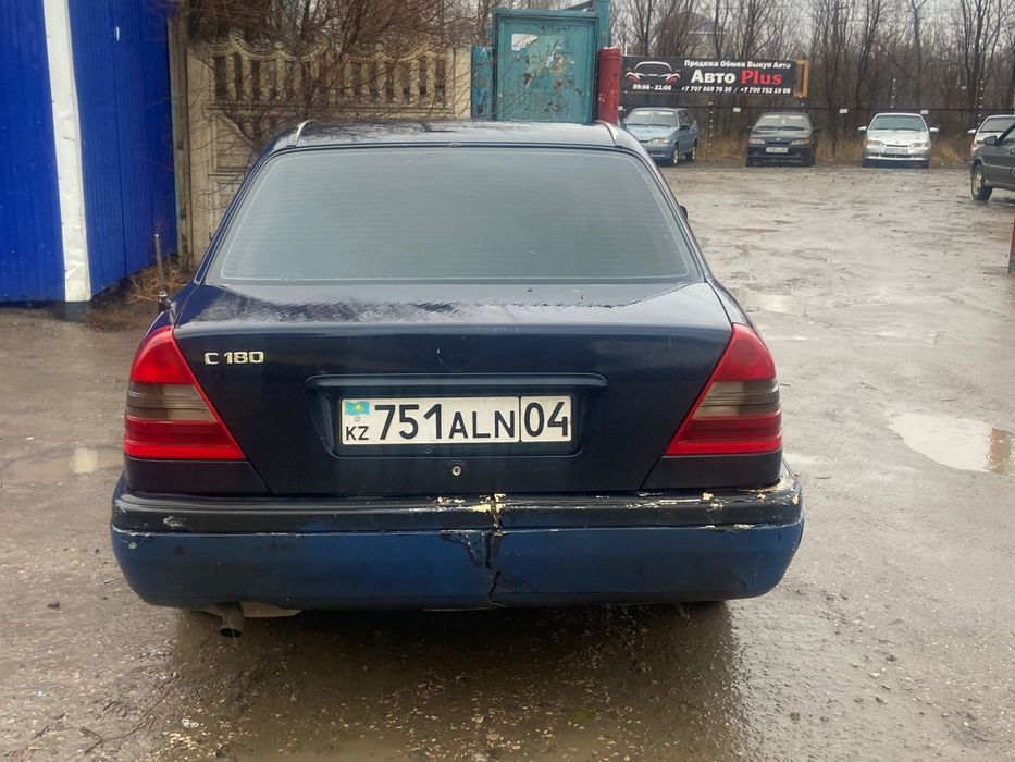 Продам мерседес с 180