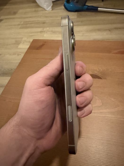 iPhone 16 Pro Max 256GB Natural Titanium