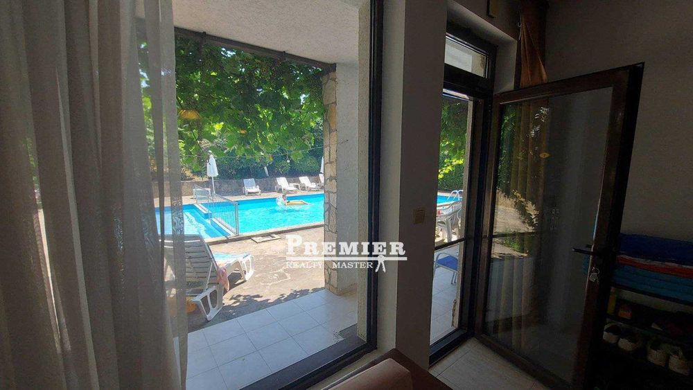 Продава се Двустаен апартамент в Свети Влас - 62 кв.м за 1267 €/кв.м - Снимка #2