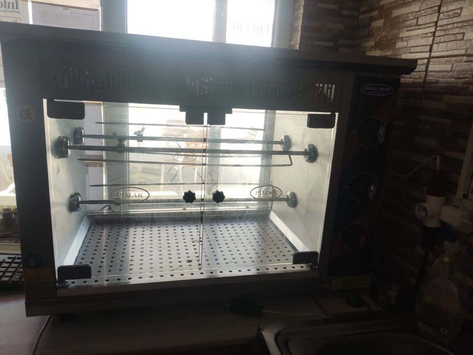 Vind Rotisor pui pe gaz capacitate 9 pui