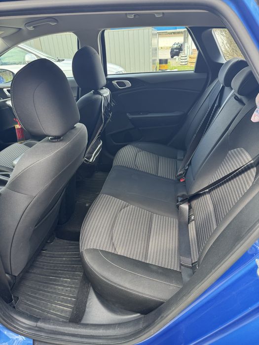 Продавам Kia ceed SW