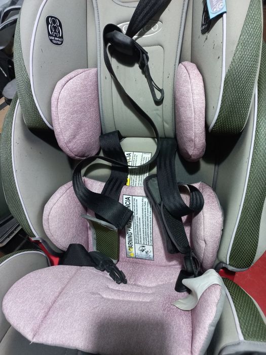 Scaun auto Graco isofox 11 pozitii