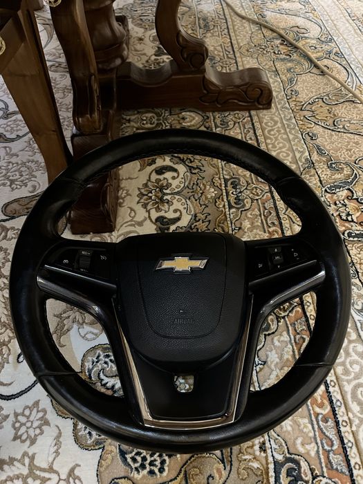 Malibu 1 rul sotiladi