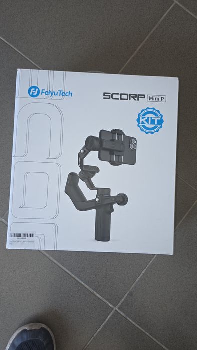 Продавам чисто нов стабилизатор за инфлуенсъри и два телефона самсунг А14 5G S9+Duos sim