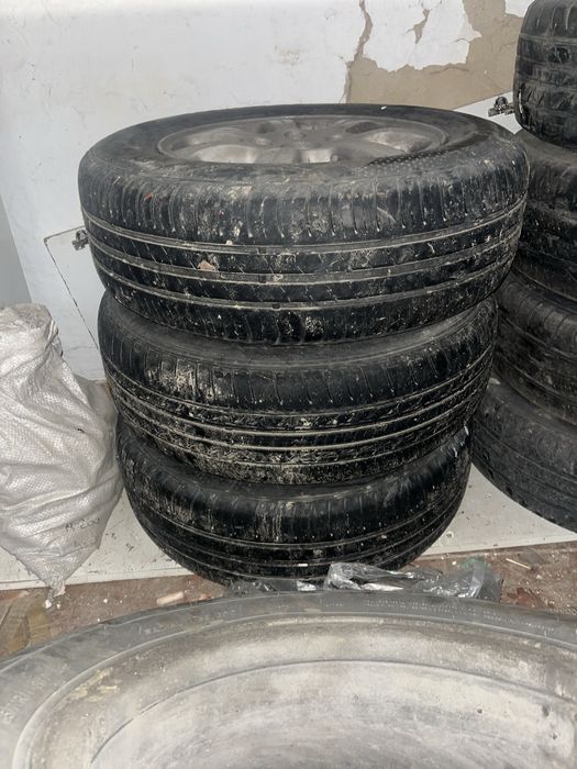 Продам шины летние