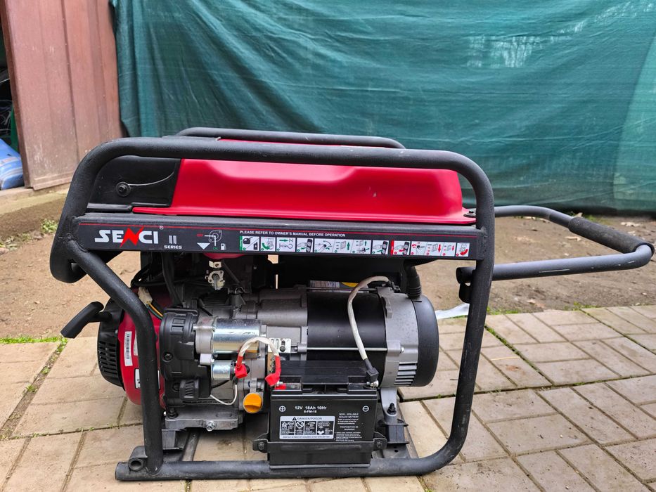 Бензинов Генератор