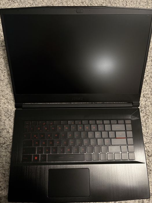 Laptop Gaming MSI GF63 Thin - Intel i7-11800H - RTX 3050
