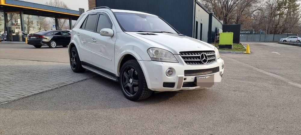 Продам Mercedes Benz ML 6.3 AMG